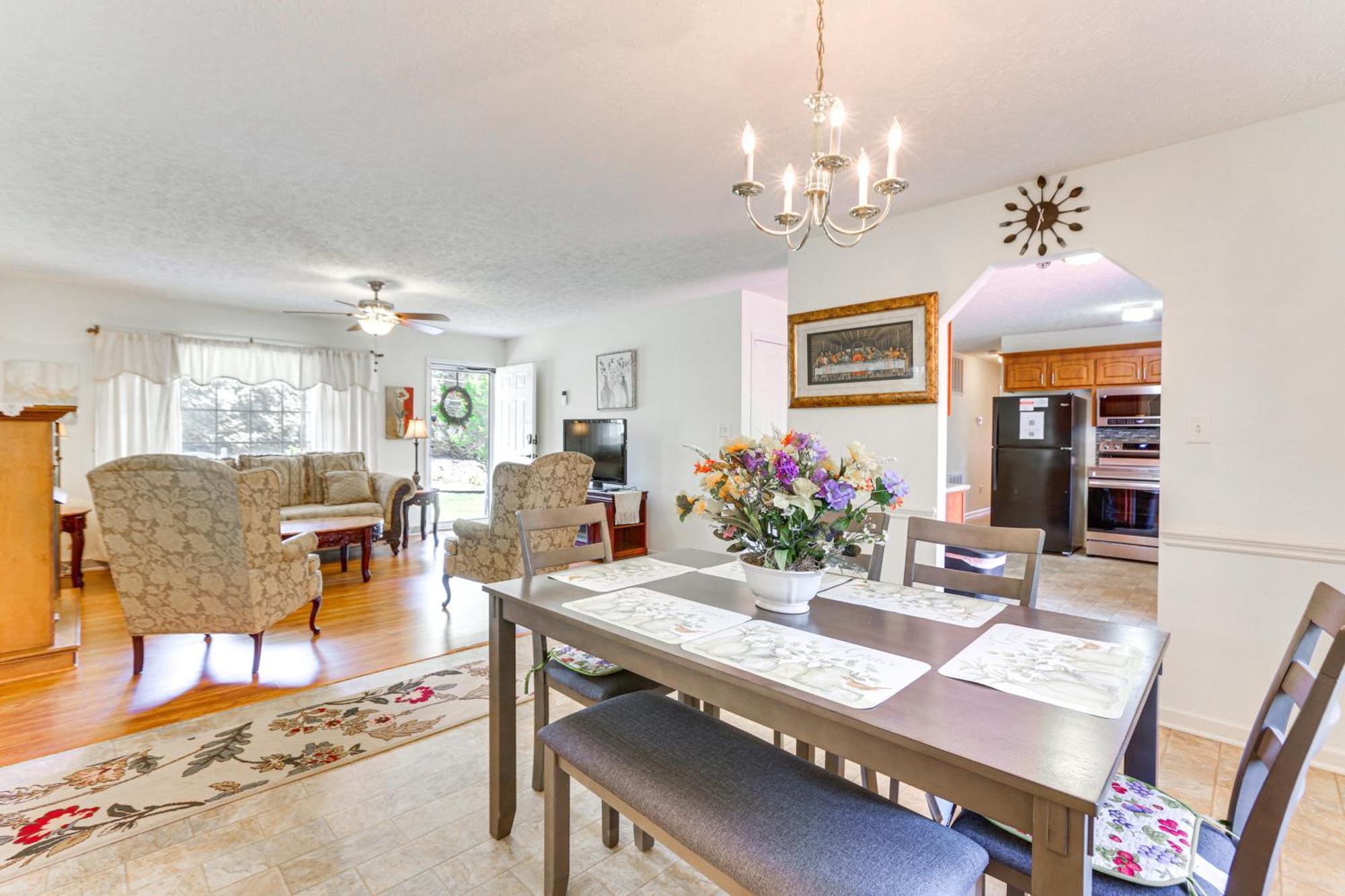 Chatham Getaway With Fireplace, Deck And Gas Grill! Exteriér fotografie