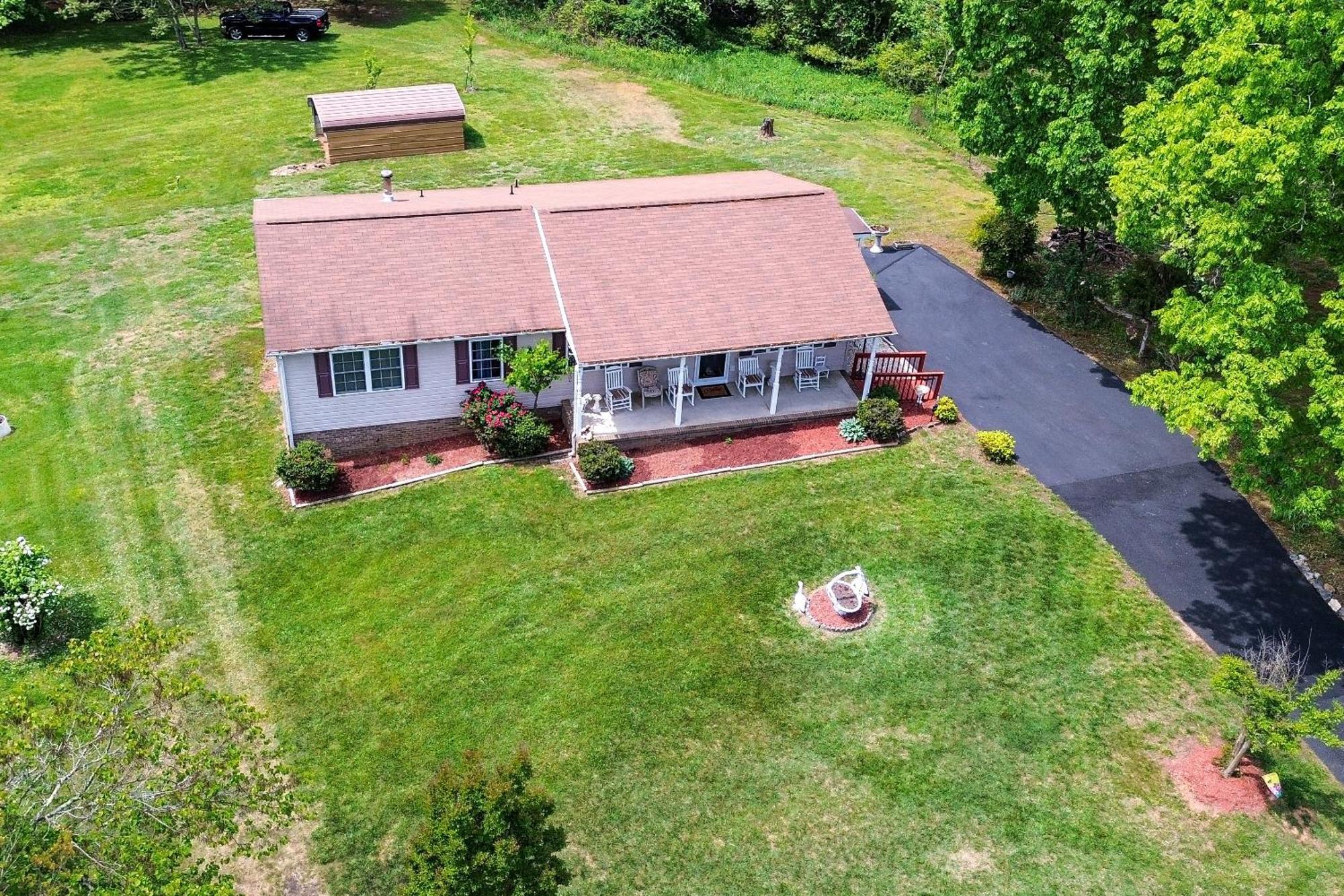 Chatham Getaway With Fireplace, Deck And Gas Grill! Exteriér fotografie